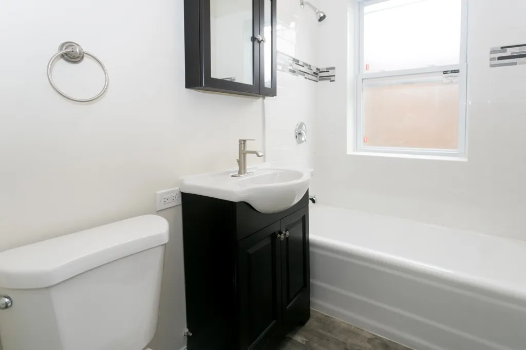 918 Green Bay Rd, ,  60093, USA 60093-unit#3C-Winnetka-IL