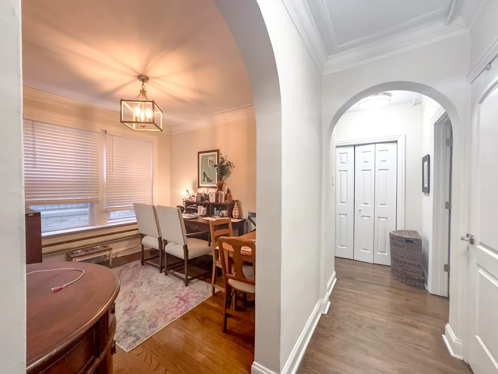 918 Green Bay Rd, ,  60093, USA 60093-unit#2D-Winnetka-IL