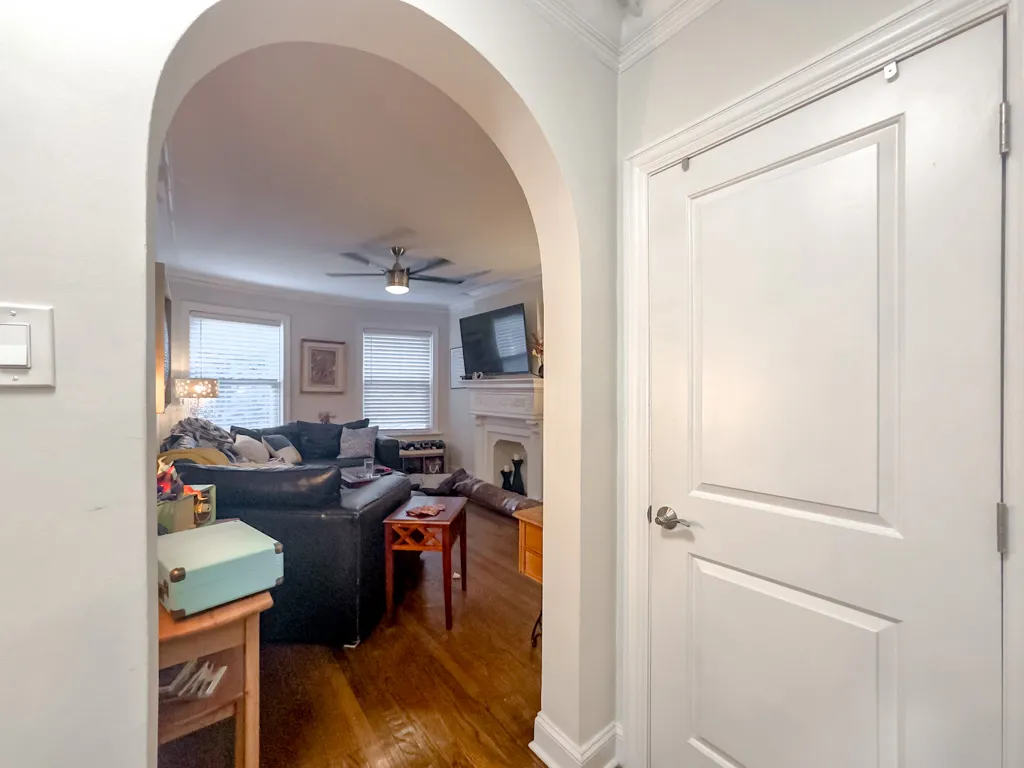 918 Green Bay Rd, ,  60093, USA 60093-unit#2D-Winnetka-IL