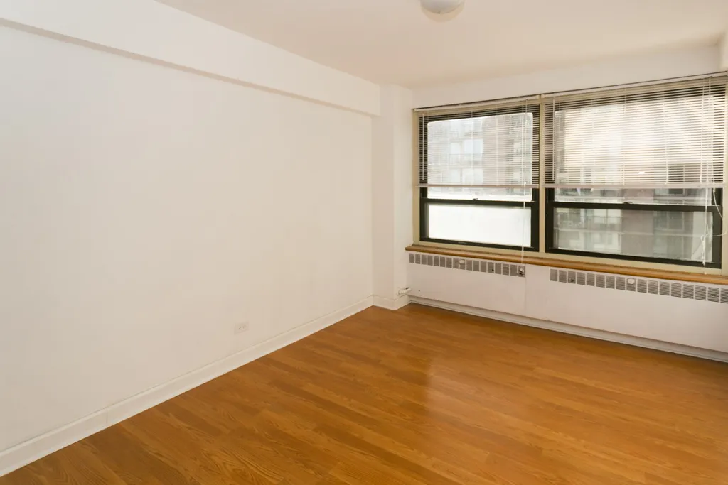 4180 N Marine Dr, ,  60613, USA 60613-unit#604-Chicago-IL