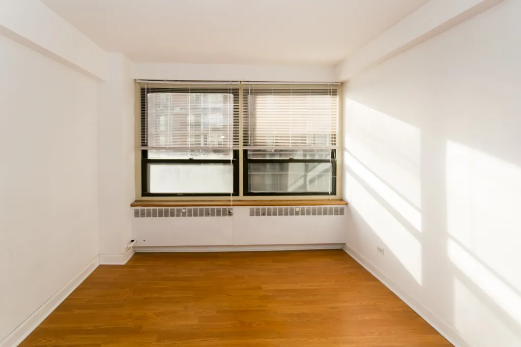4180 N Marine Dr, ,  60613, USA 60613-unit#604-Chicago-IL