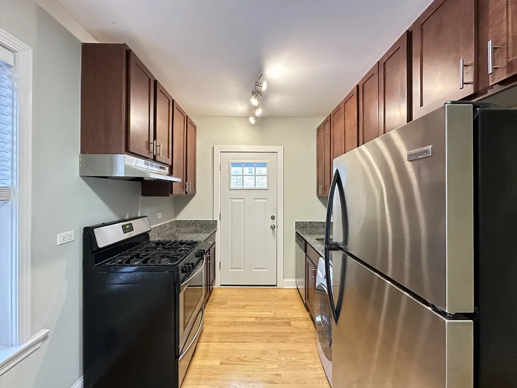 545 Chestnut St, ,  60093, USA 60093-unit#303-Winnetka-IL