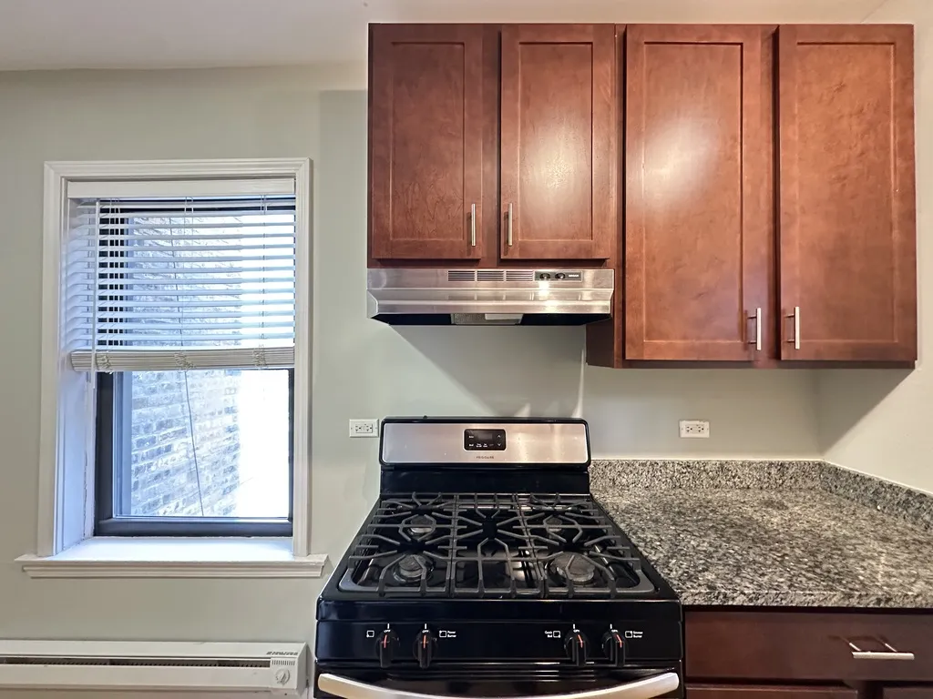 545 Chestnut St, ,  60093, USA 60093-unit#303-Winnetka-IL