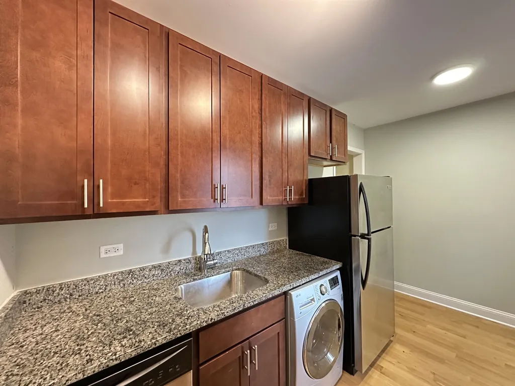 545 Chestnut St, ,  60093, USA 60093-unit#303-Winnetka-IL