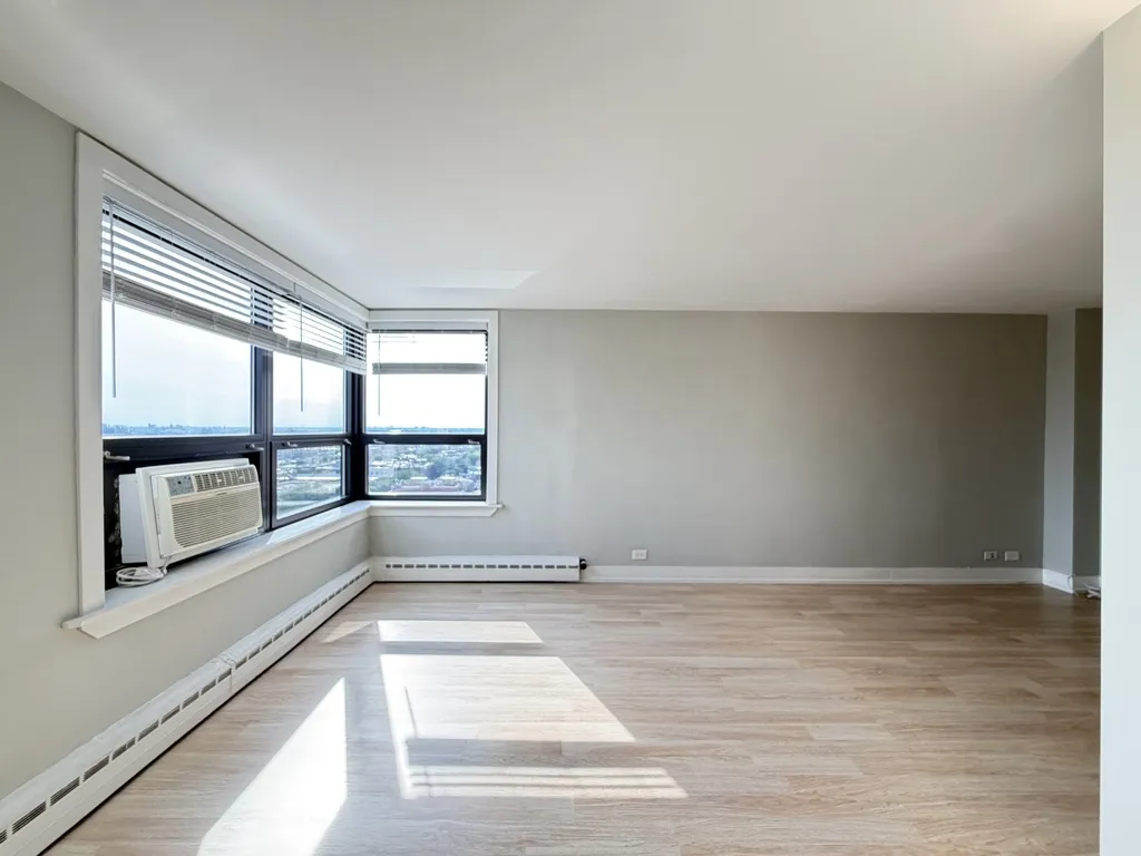 445 W Wellington Ave, , 60657, USA 60657-unit#15D-Chicago-IL
