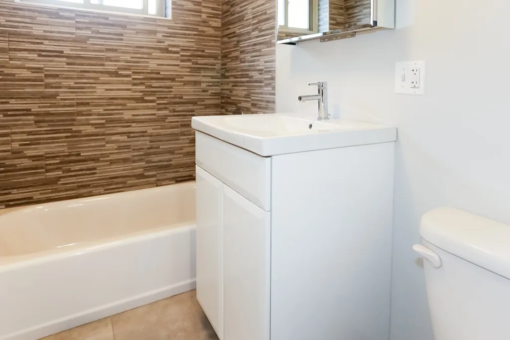 6119 N Kenmore Ave, , 60660, USA 60660-unit#505-Chicago-IL
