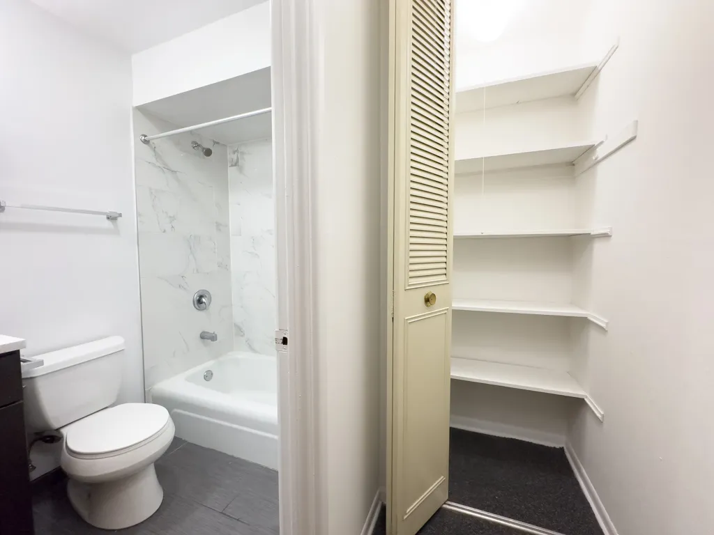 520 W Aldine Ave, , 60657, USA 60657-unit#403-Chicago-IL