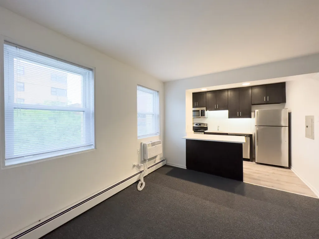 520 W Aldine Ave, , 60657, USA 60657-unit#403-Chicago-IL