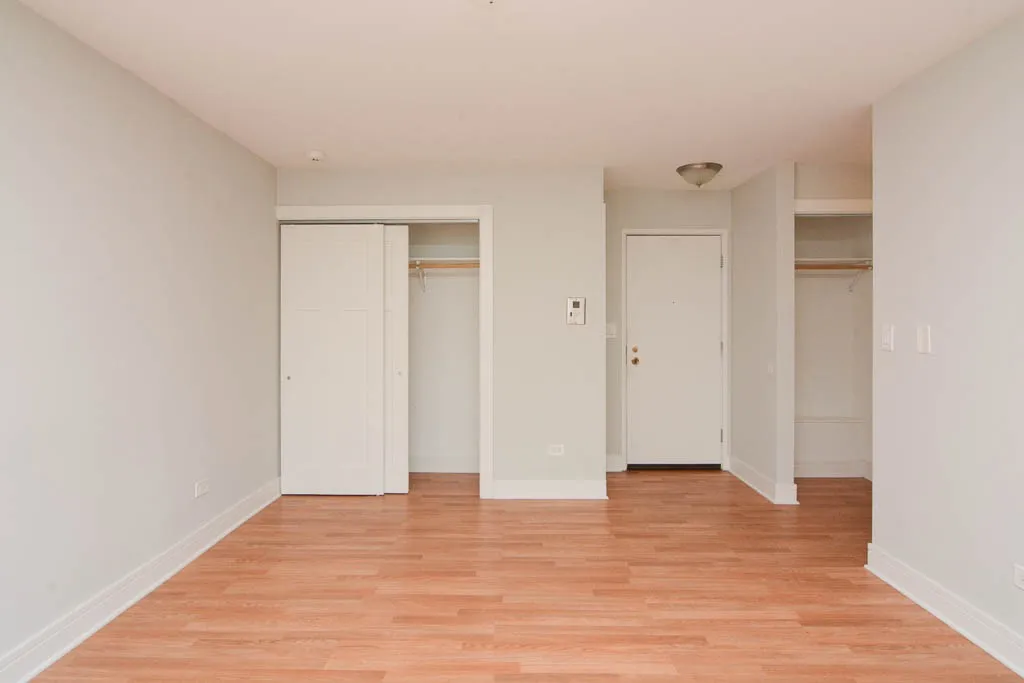 696 Elm Pl, ,  60035, USA 60035-unit#107-Highland Park-IL