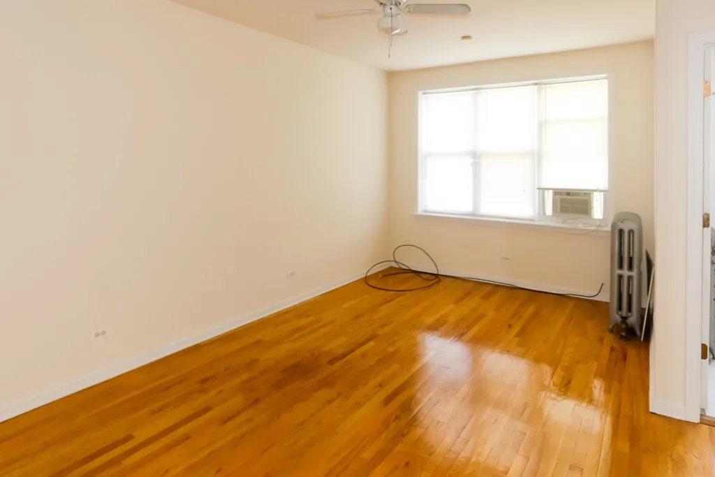 914 W Dakin St, ,  60613, USA 60613-unit#310-Chicago-IL