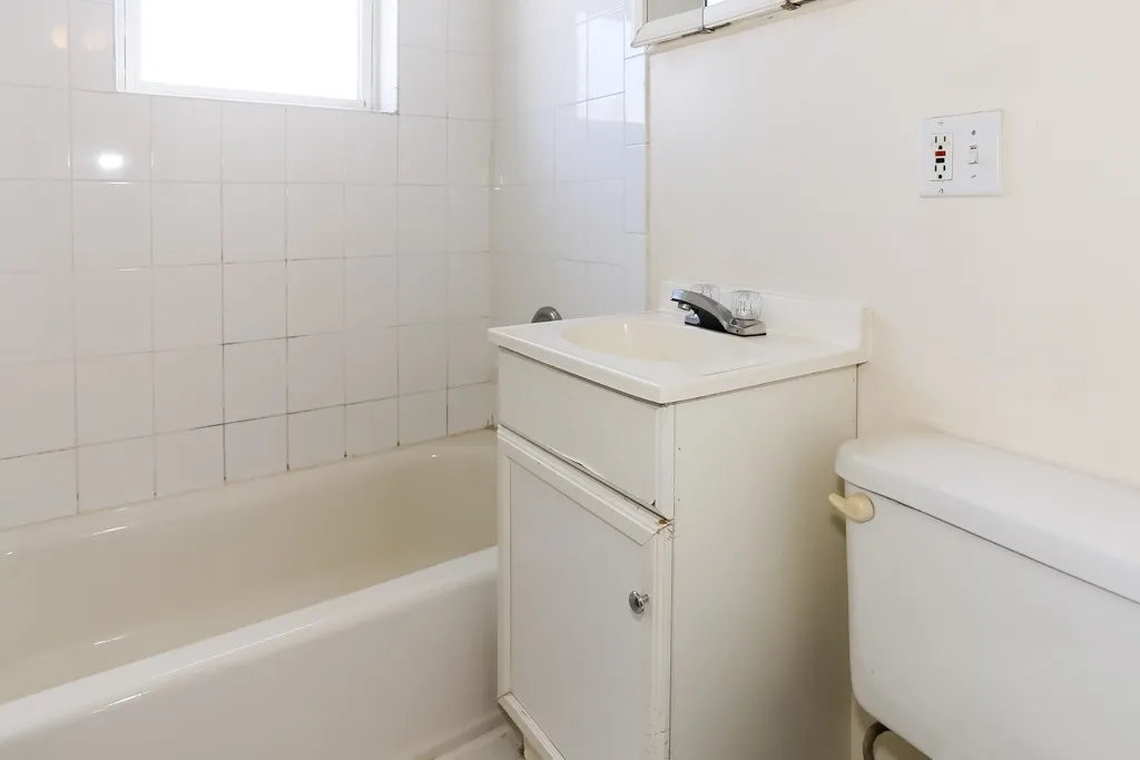 914 W Dakin St, ,  60613, USA 60613-unit#310-Chicago-IL