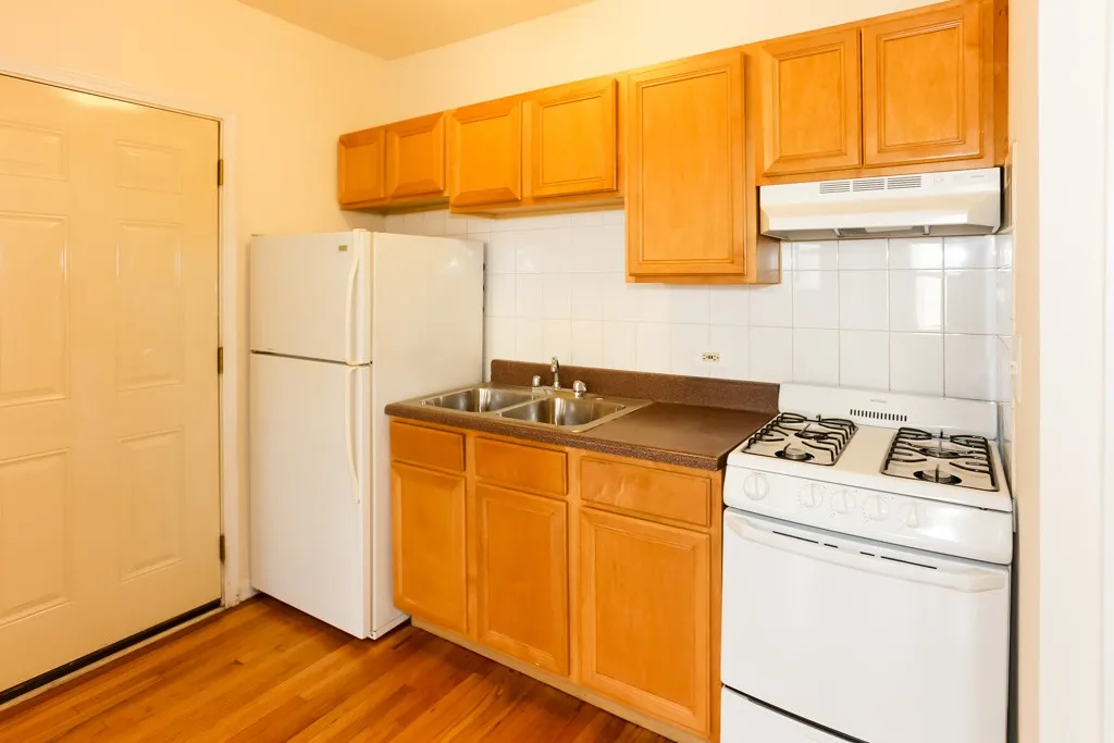 914 W Dakin St, , 60613, USA 60613-unit#210-Chicago-IL