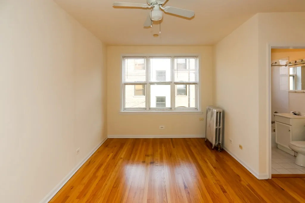 914 W Dakin St, ,  60613, USA 60613-unit#210-Chicago-IL