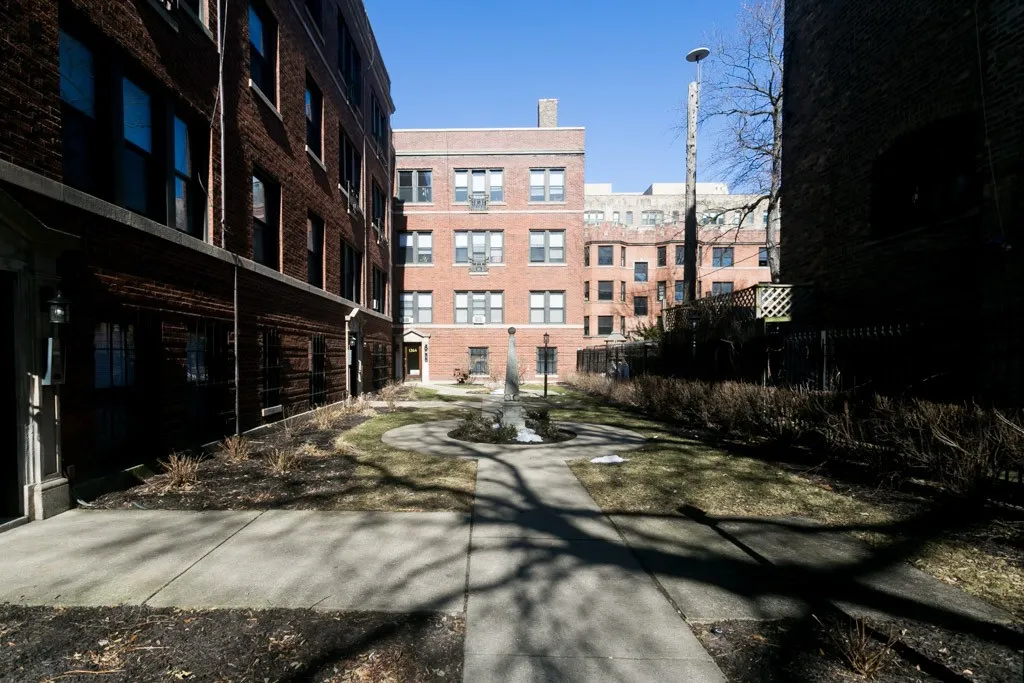1360 E 52nd St, ,  60615, USA 60615-unit#1S-Chicago-IL
