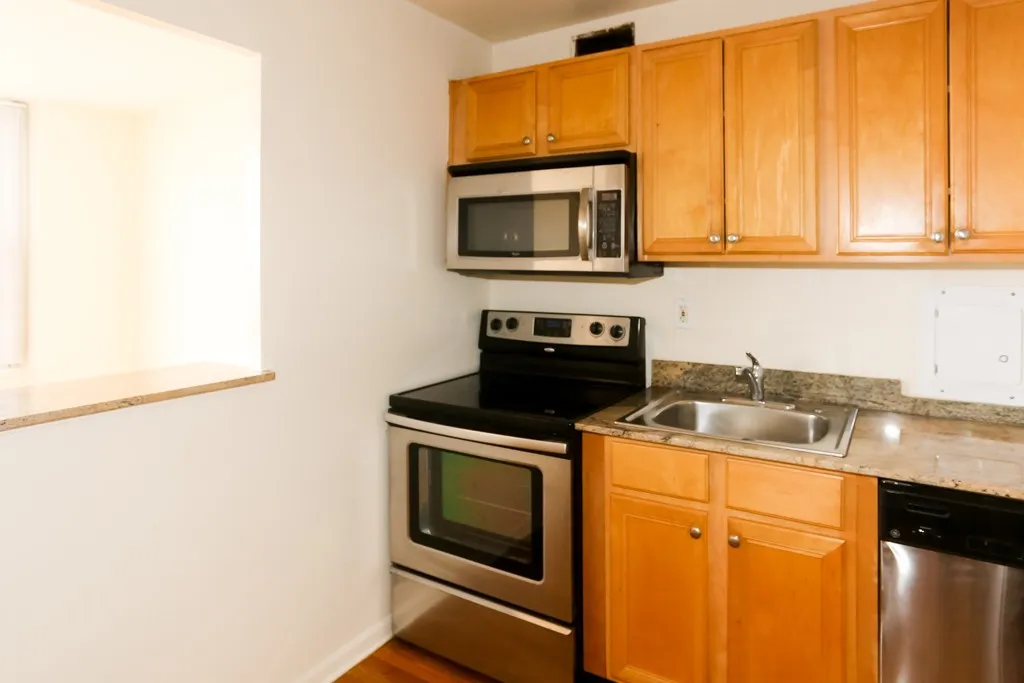5650 N Sheridan Rd, , 60660, USA 60660-unit#16E-Chicago-IL