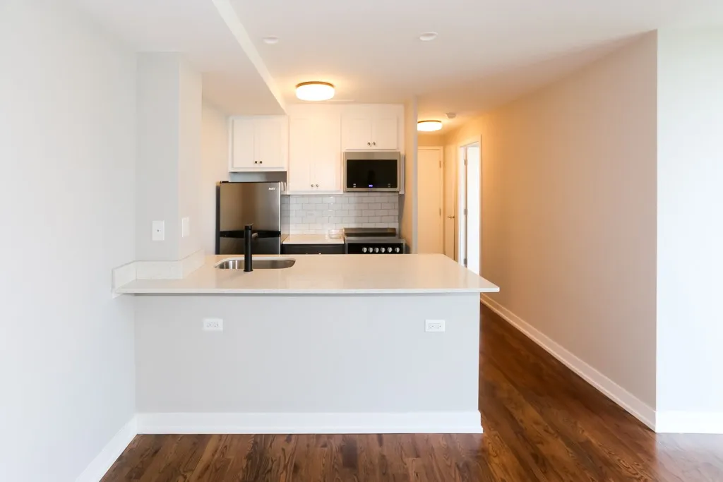 5910 N Sheridan Rd, , 60660, USA 60660-unit#503-Chicago-IL