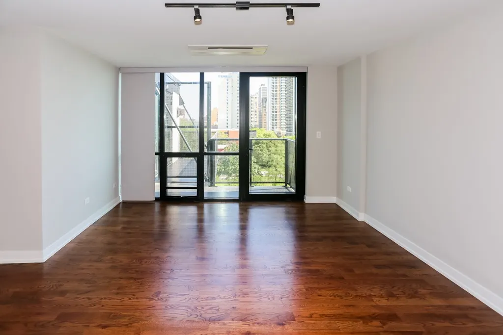 5910 N Sheridan Rd, , 60660, USA 60660-unit#503-Chicago-IL