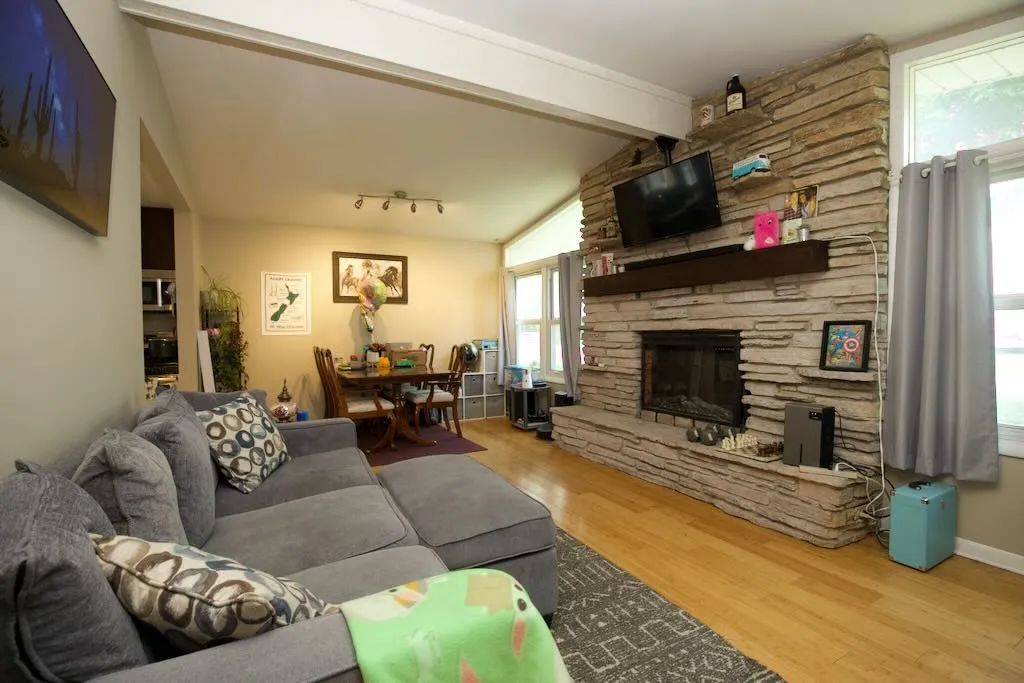 55 E Jeffery Ave, Wheeling,  60090, USA 60090-unit#SFH-Chicago-IL