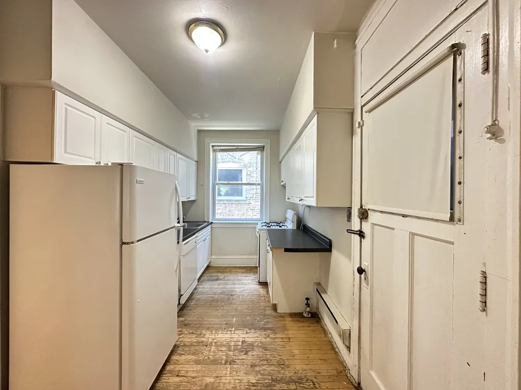 329 Kedzie St, Evanston, 60202, USA 60202-unit#2-Chicago-IL