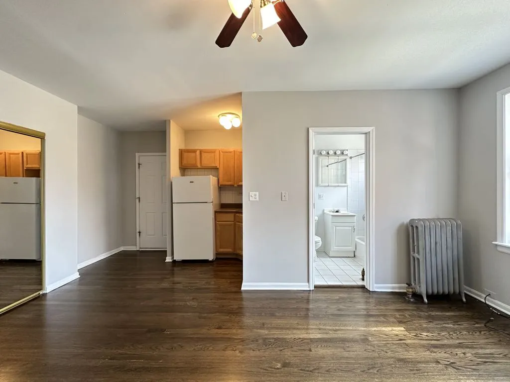 914 W Dakin St, , 60613, USA 60613-unit#215-Chicago-IL