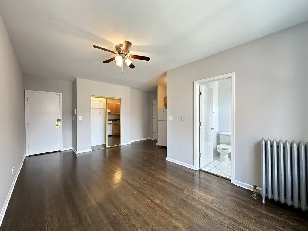 914 W Dakin St, , 60613, USA 60613-unit#215-Chicago-IL