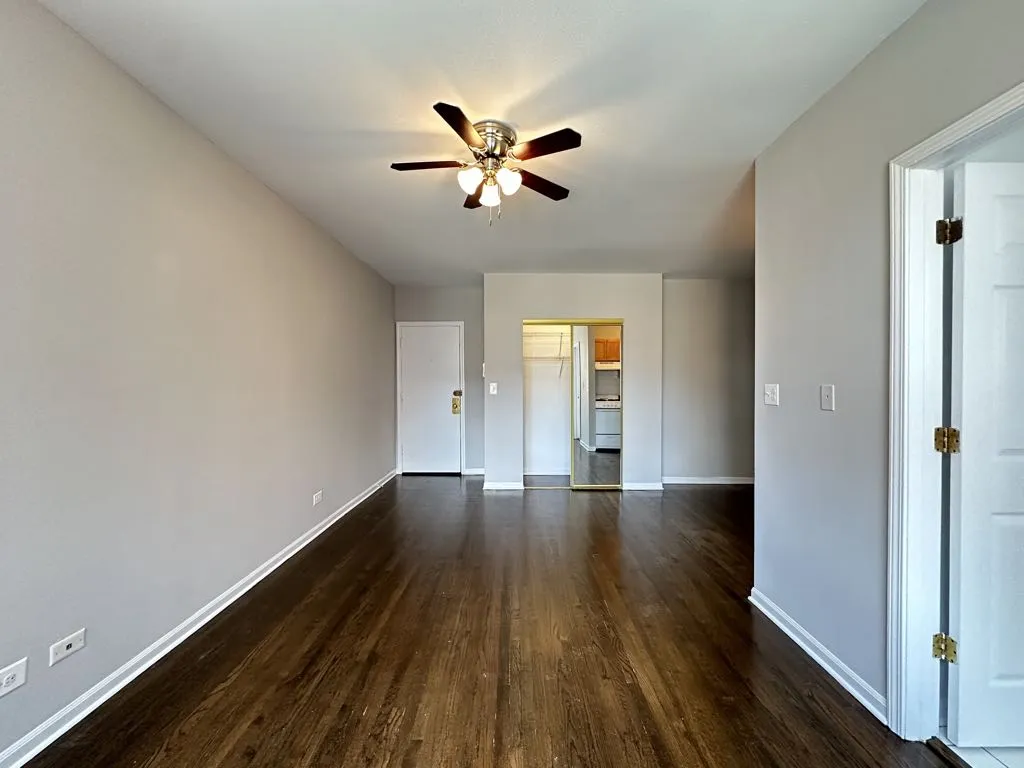 914 W Dakin St, , 60613, USA 60613-unit#215-Chicago-IL