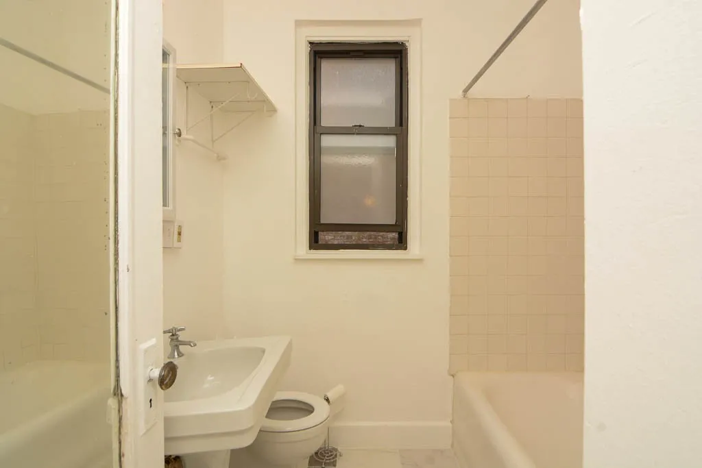 3831 N Fremont St, , 60613, USA 60613-unit#306-Chicago-IL