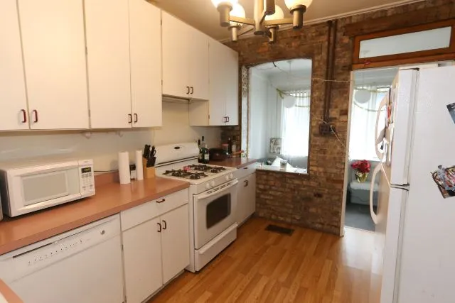 849 W Fletcher St, ,  60657, USA 60657-unit#1-Chicago-IL