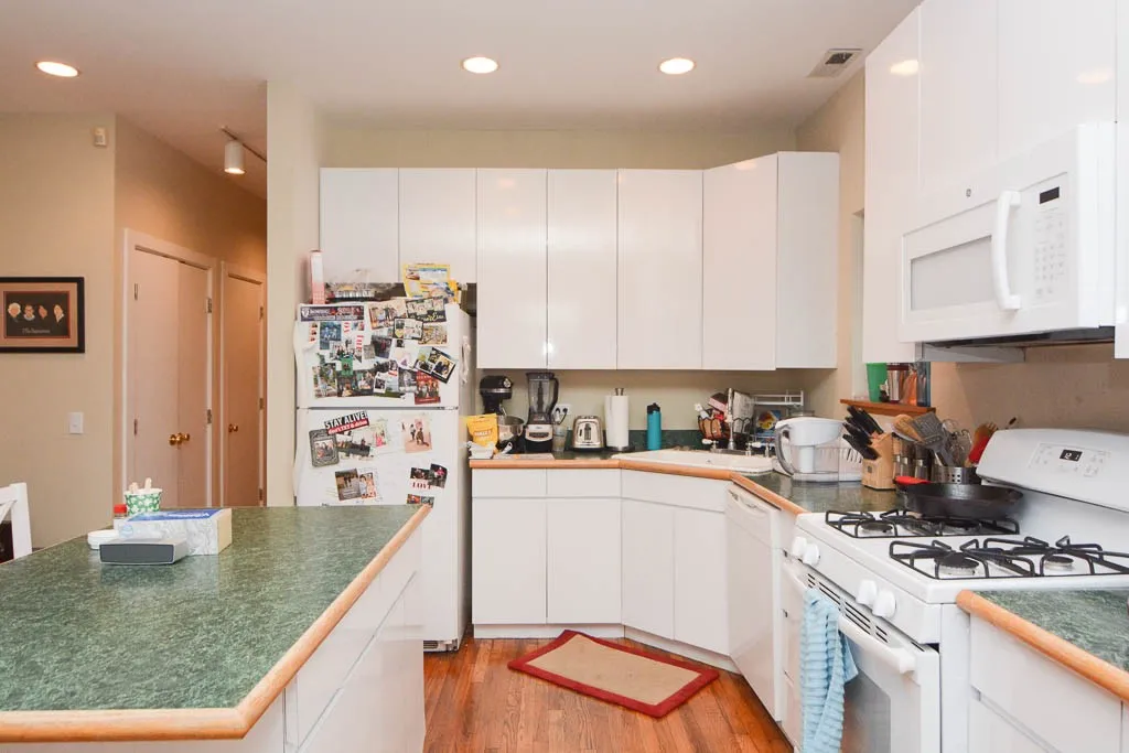 1346 W Henderson St, , 60657, USA 60657-unit#2-Chicago-IL