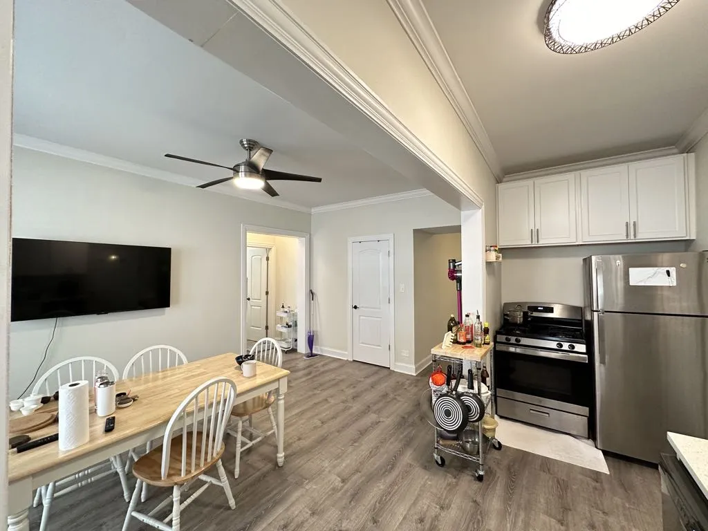 327 Kedzie St, Evanston, 60202, USA 60202-unit#2-Chicago-IL