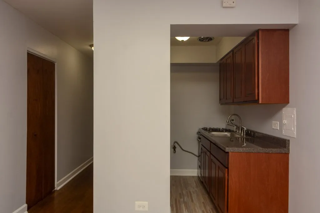 1040 W Hollywood Ave, ,  60660, USA 60660-unit#320-Chicago-IL