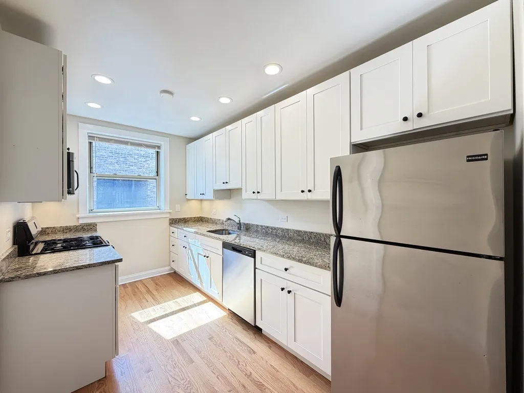 914 Crain St, ,  60202, USA 60202-unit#B-3N-Evanston-IL