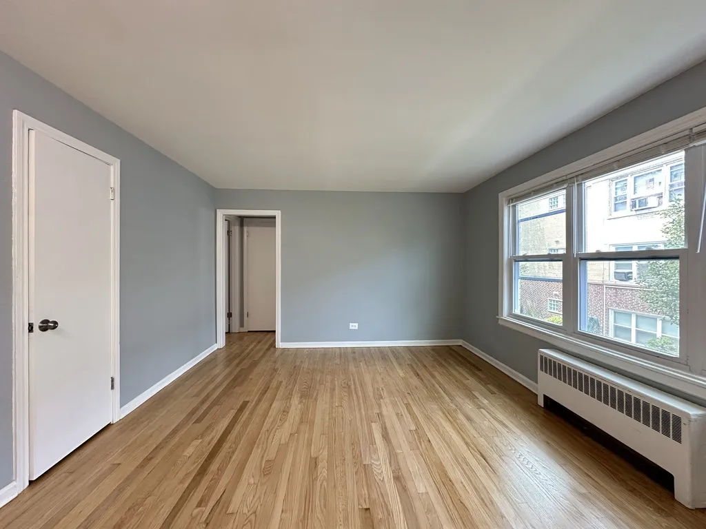 6727 N California Ave, ,  60645, USA 60645-unit#1W-Chicago-IL