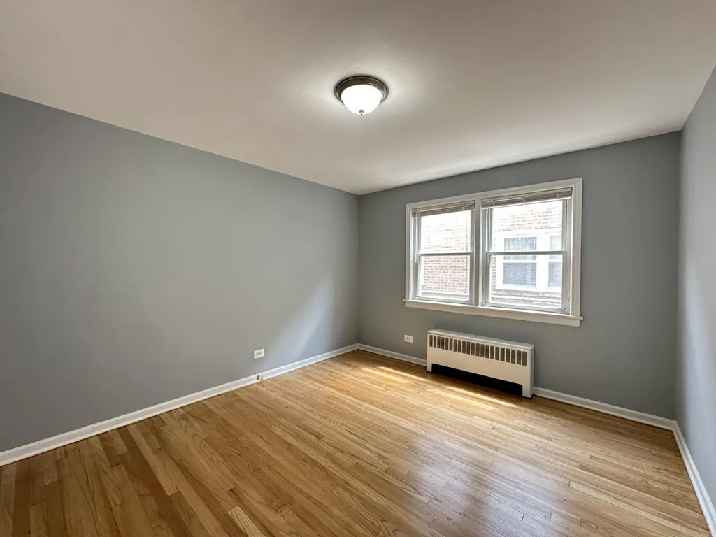 6727 N California Ave, ,  60645, USA 60645-unit#1W-Chicago-IL