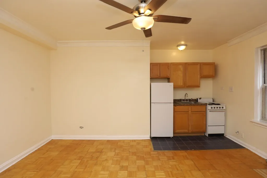 4521 Malden St, ,  60640, USA 60640-unit#204-Chicago-IL