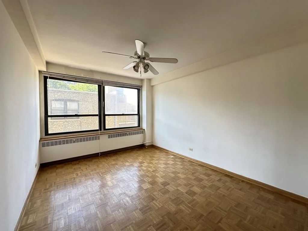 4180 N Marine Dr, , 60613, USA 60613-unit#411-Chicago-IL
