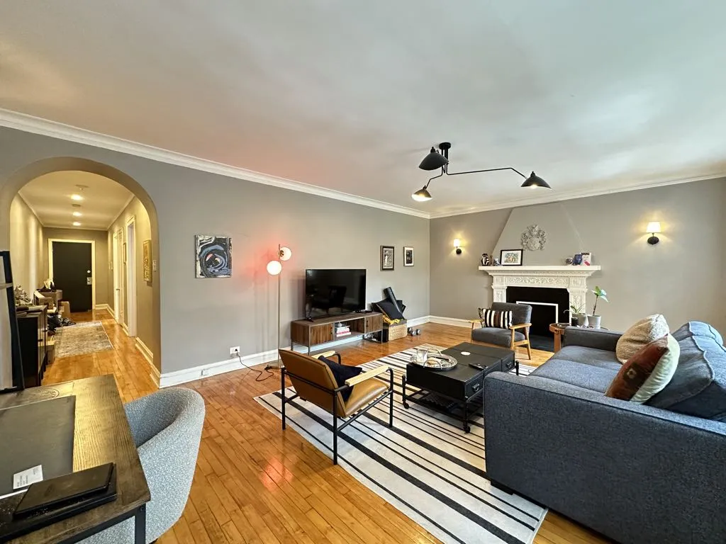 5516 N Kenmore Ave, ,  60640, USA 60640-unit#300-Chicago-IL