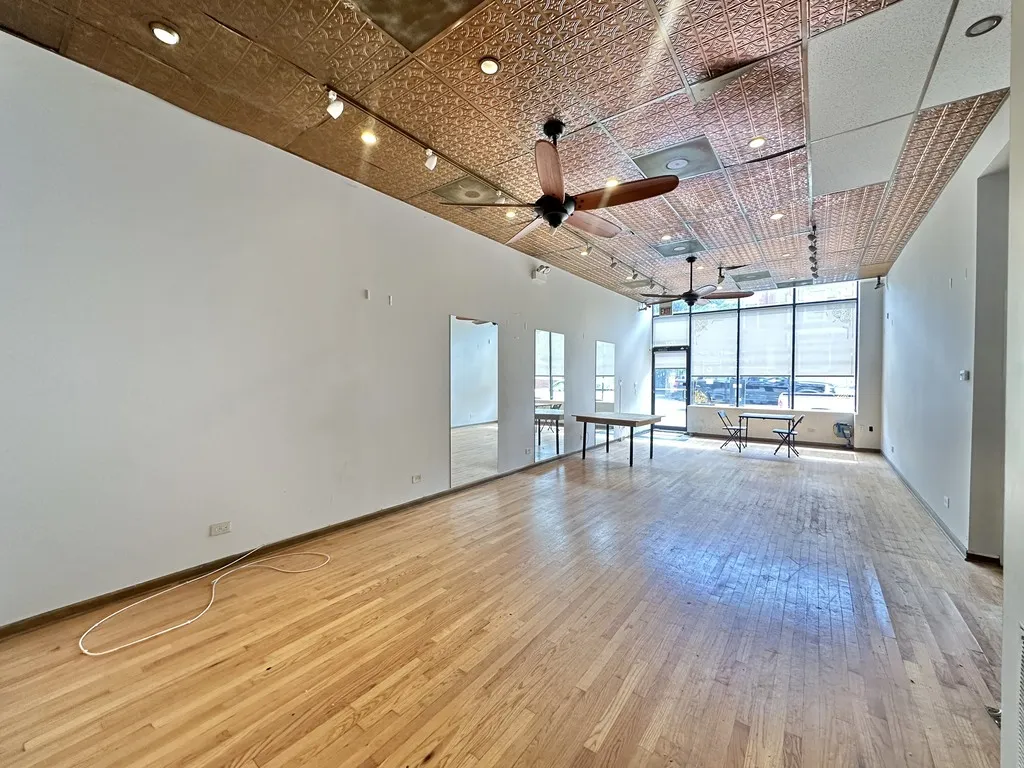 2138 W Ave, , 60622, USA 60622-unit#Store-Chicago-IL