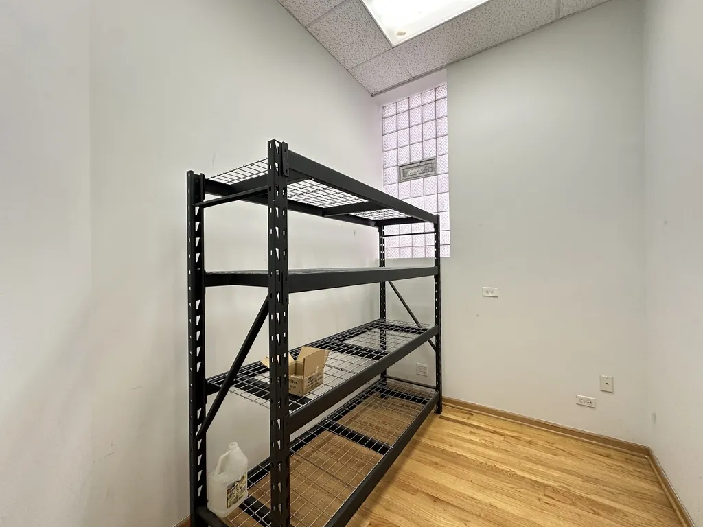 2138 W Ave, , 60622, USA 60622-unit#Store-Chicago-IL
