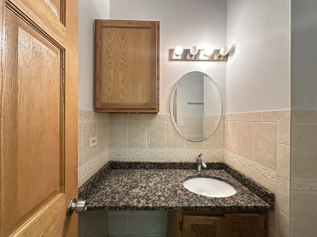 2138 W Ave, , 60622, USA 60622-unit#Store-Chicago-IL