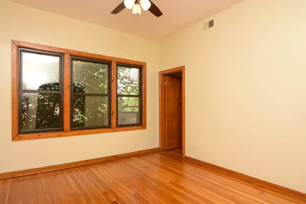 2825 N Milwaukee Ave, ,  60618, USA 60618-unit#1-Chicago-IL