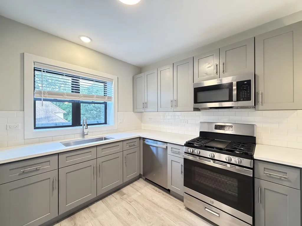 1133 Oak Ave, ,  60202, USA 60202-unit#3E-Evanston-IL
