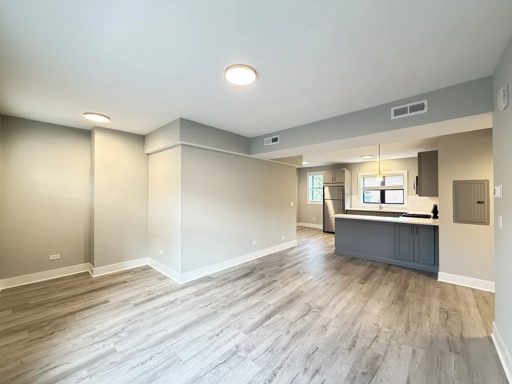 1133 Oak Ave, ,  60202, USA 60202-unit#3E-Evanston-IL