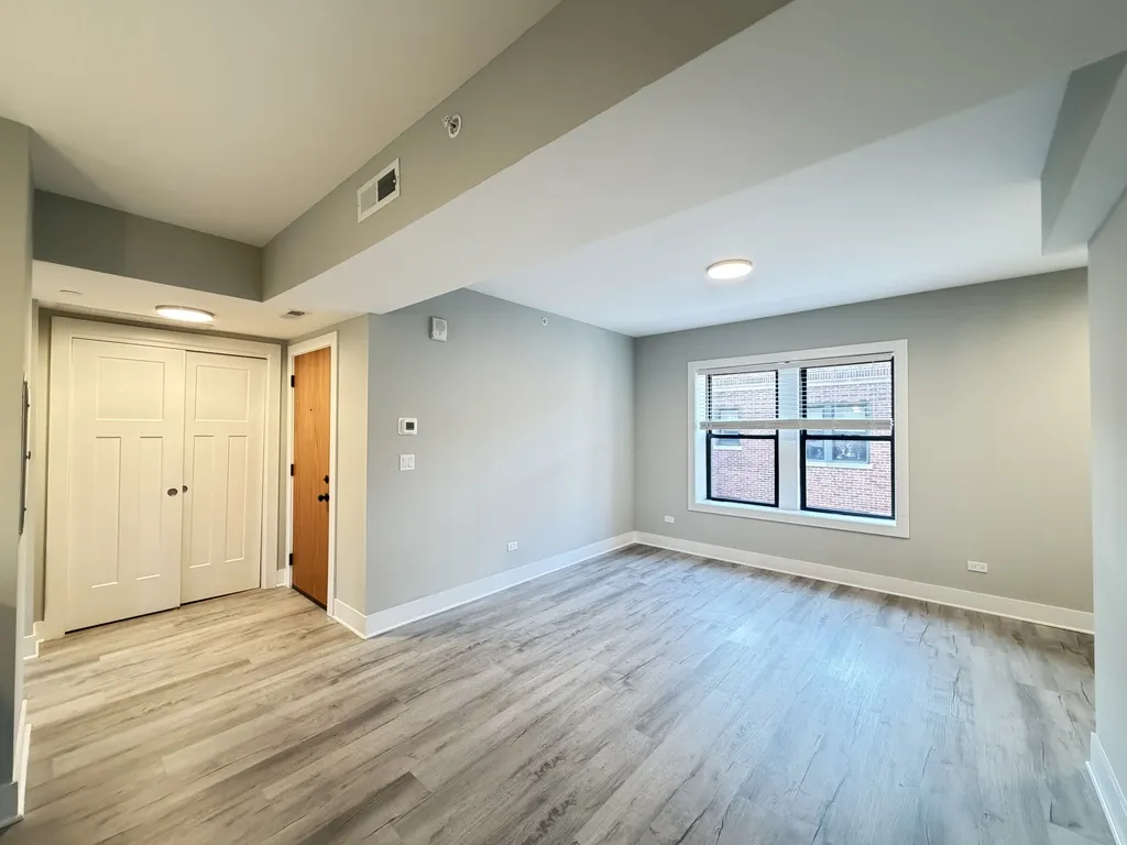 1133 Oak Ave, ,  60202, USA 60202-unit#3E-Evanston-IL