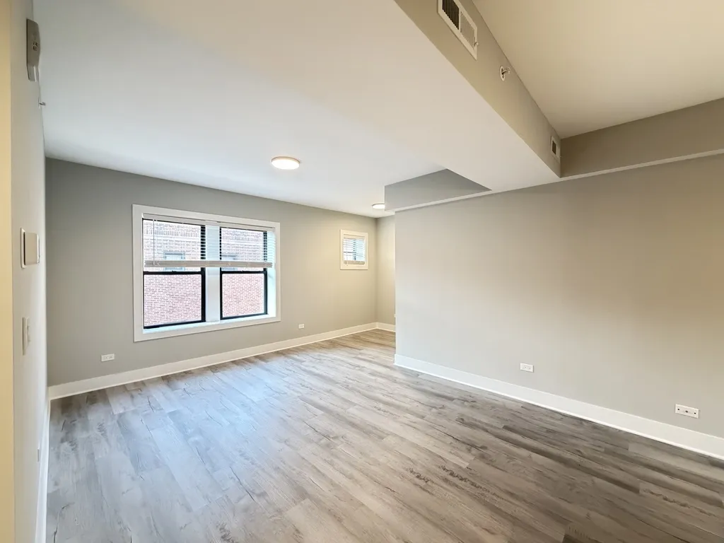 1133 Oak Ave, ,  60202, USA 60202-unit#3E-Evanston-IL