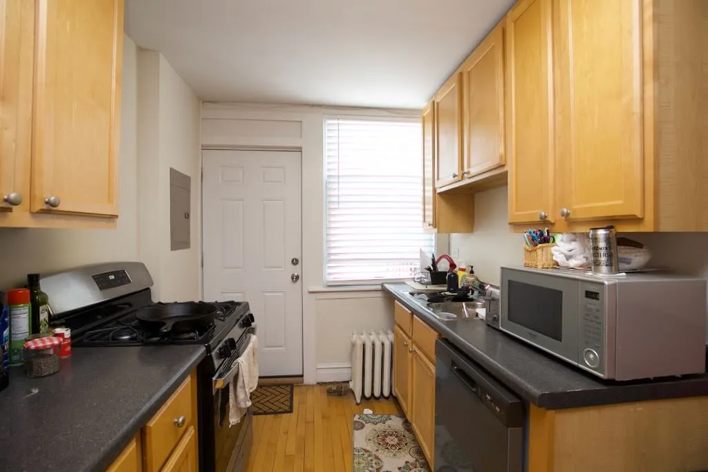 733 Elm St, Winnetka,  60093, USA 60093-unit#301-Chicago-IL