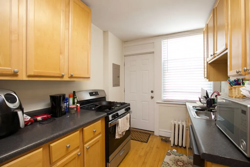 733 Elm St, Winnetka,  60093, USA 60093-unit#301-Chicago-IL