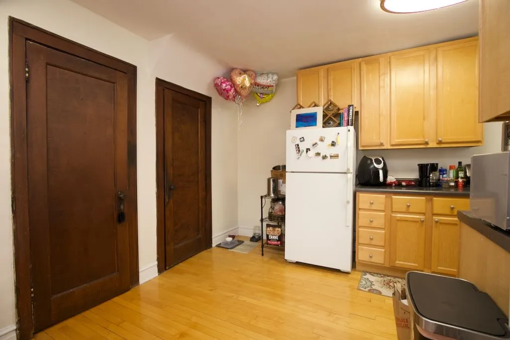 733 Elm St, Winnetka,  60093, USA 60093-unit#301-Chicago-IL