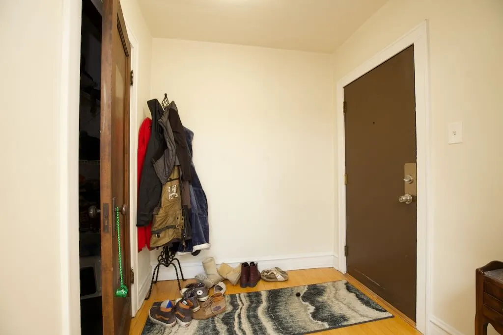 733 Elm St, Winnetka,  60093, USA 60093-unit#301-Chicago-IL