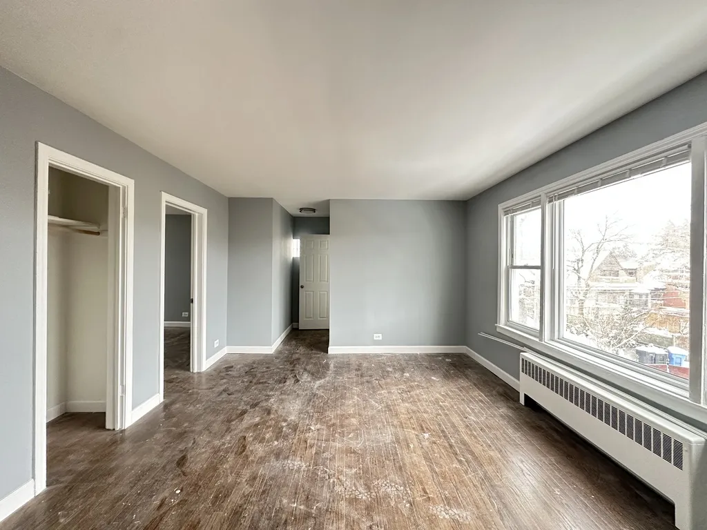 6721 N California Ave, ,  60645, USA 60645-unit#2E-Chicago-IL